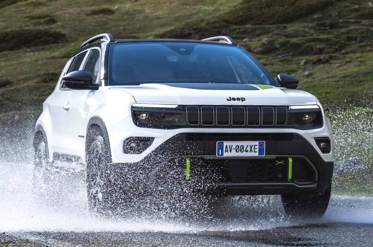 Jeep Avenger 4xe with hybrid powertrain revealed - Image 1